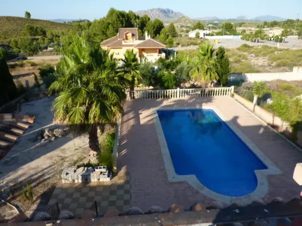 Villa with 5 bedrooms in Calasparra, Murcia, €325,000 — photo 2