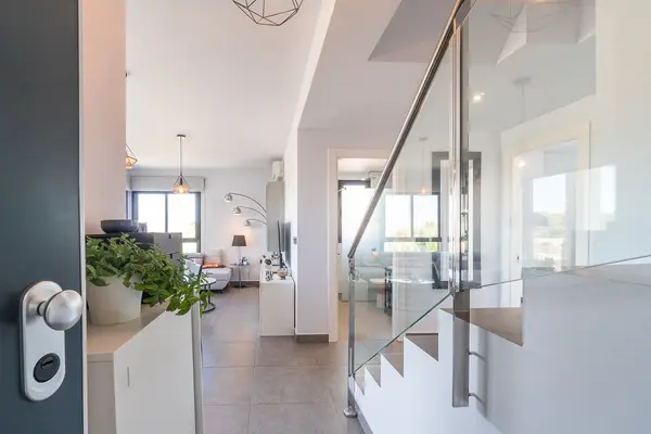 Penthouse with 3 bedrooms in Villamartín, Alicante, €349,900 — photo 4