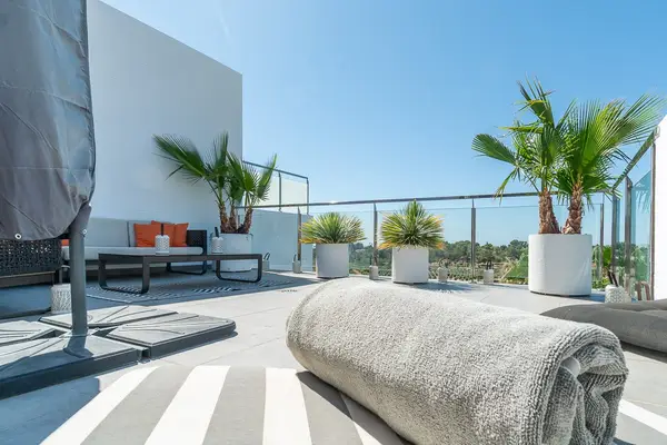 Penthouse with 3 bedrooms in Villamartín, Alicante, €349,900 — photo 2