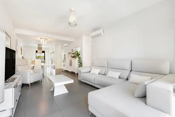 Apartment with 4 bedrooms in Pilar de la Horadada, Alicante, €597,800 — photo 4