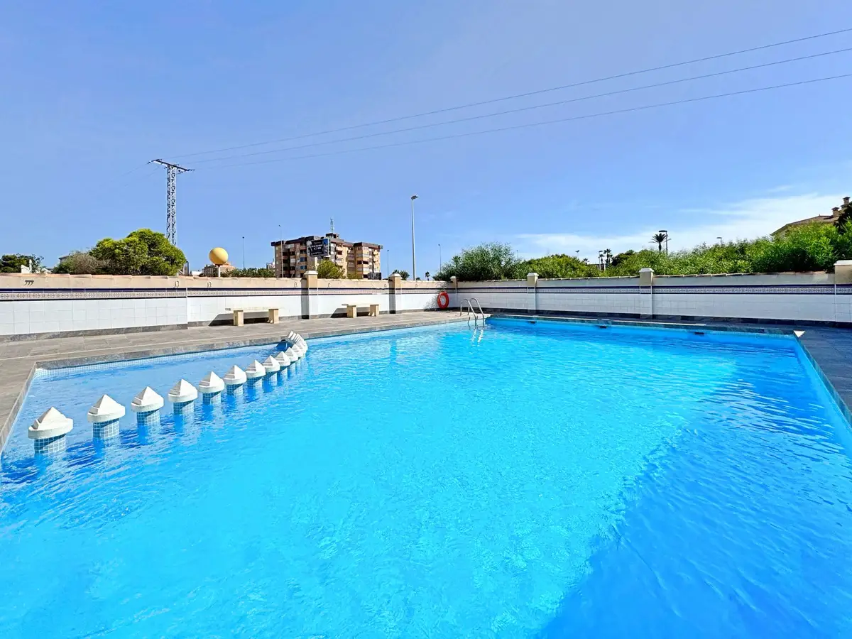 Apartment with 2 bedrooms in Orihuela Costa, Alicante, €212,900