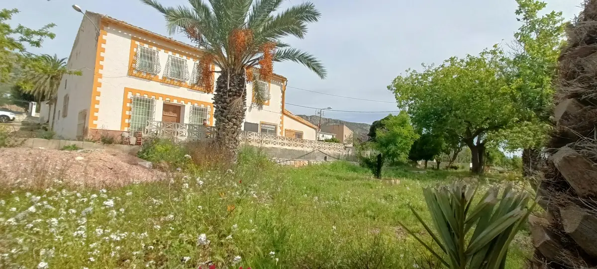 Villa with 4 bedrooms in La Romana, Alicante, €230,000