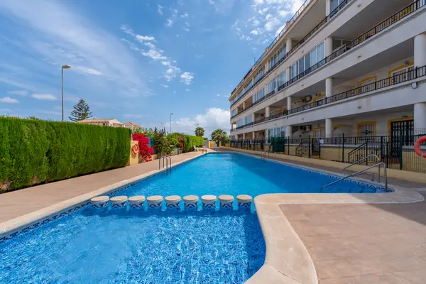Apartment with 2 bedrooms in Playa Flamenca, Alicante, €194,800 — photo 2