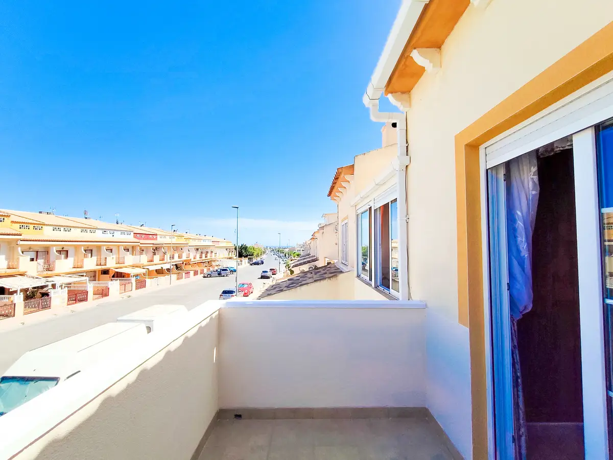 Townhouse with 2 bedrooms in Playa Flamenca, Alicante, €229,900