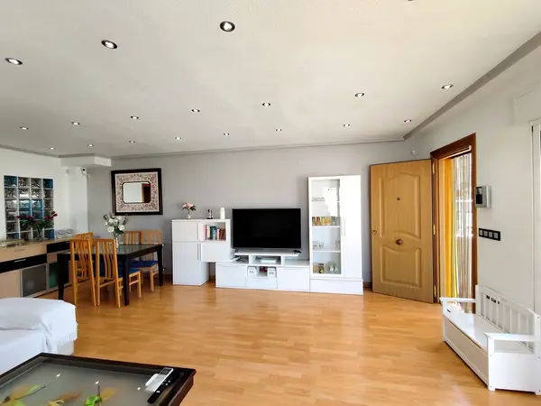 Townhouse with 6 bedrooms in Los Altos, Alicante, €280,000 — photo 4