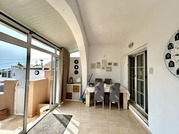 Bungalow with 2 bedrooms in Villamartín, Alicante, €205,000 — photo 2