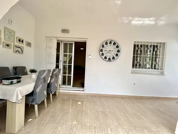 Bungalow with 2 bedrooms in Villamartín, Alicante, €205,000 — photo 3