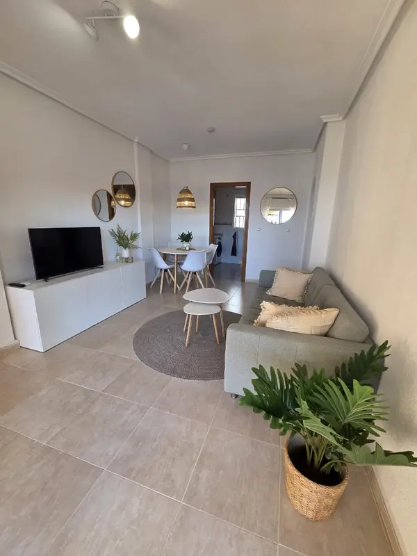 Penthouse with 2 bedrooms in Orihuela, Alicante, €174,000 — photo 2