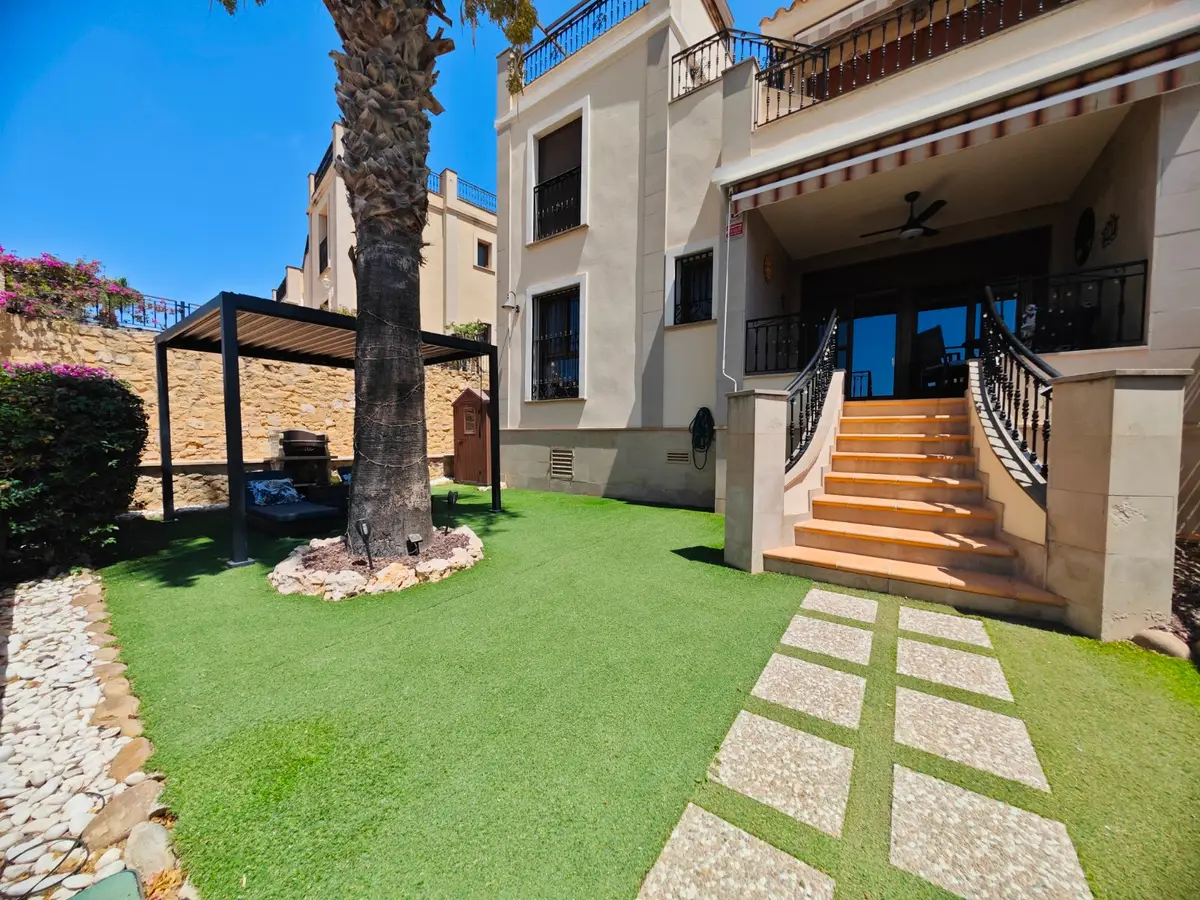 Apartment with 2 bedrooms in Algorfa, Alicante, €205,000