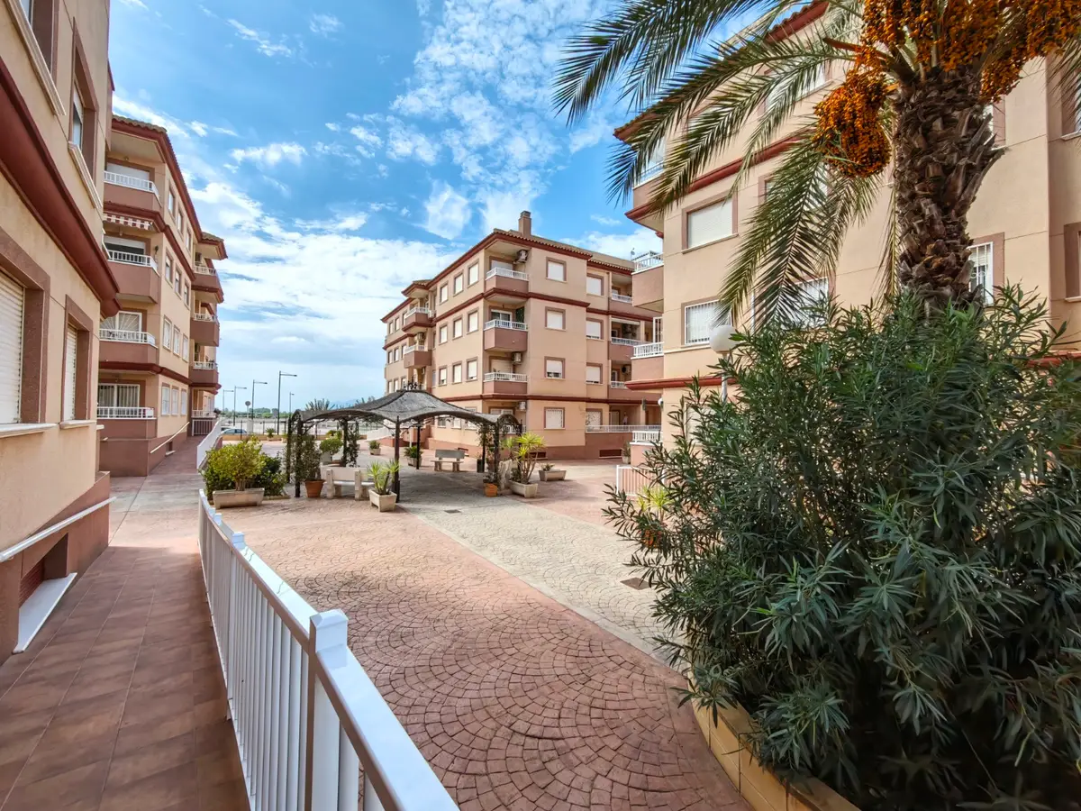 Apartment with 2 bedrooms in Algorfa, Alicante, €123,500
