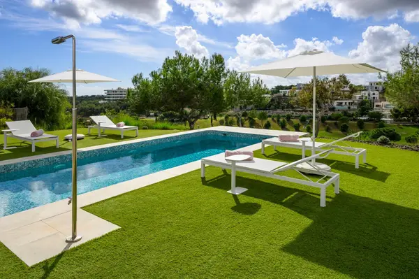 Villa with 3 bedrooms in Orihuela, Alicante, €1,790,000 — photo 2