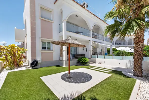Apartment with 2 bedrooms in Rojales, Alicante, €329,900 — photo 3