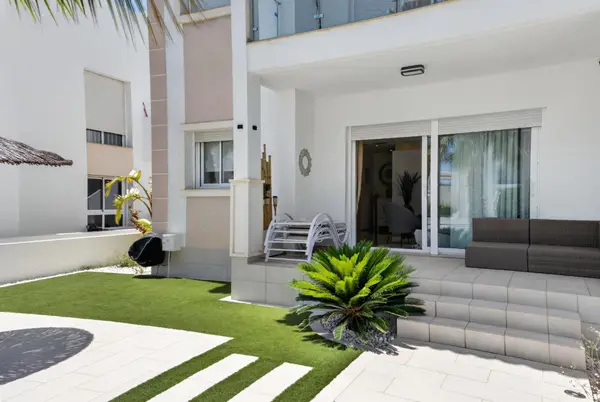 Apartment with 2 bedrooms in Rojales, Alicante, €329,900 — photo 4