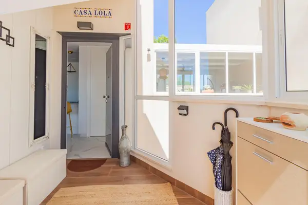 Apartment with 2 bedrooms in San Miguel de Salinas, Alicante, €329,900 — photo 3