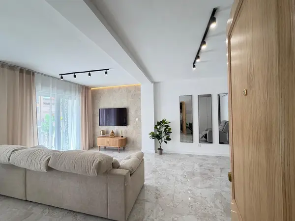Penthouse with 3 bedrooms in Torrevieja, Alicante, €229,000 — photo 2