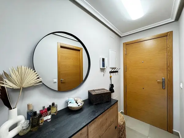 Apartment with 3 bedrooms in Torrevieja, Alicante, €285,000 — photo 2