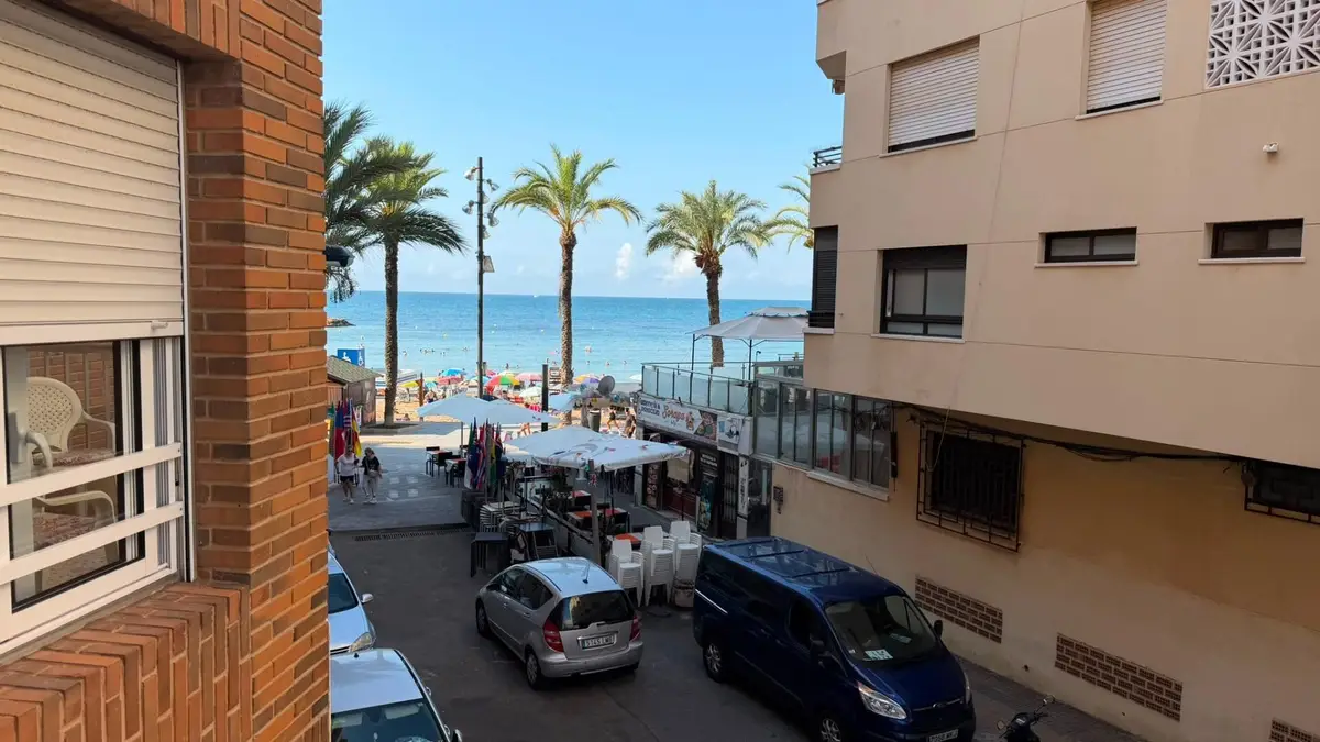 Apartment with 3 bedrooms in Torrevieja, Alicante, €472,500