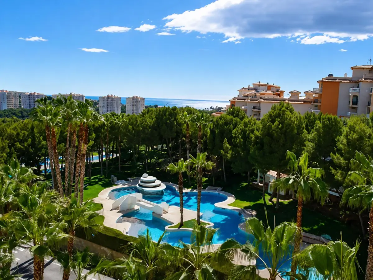 Apartment with 2 bedrooms in Orihuela Costa, Alicante, €199,900