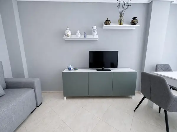 Apartment with 2 bedrooms in Torrevieja, Alicante, €149,900 — photo 3