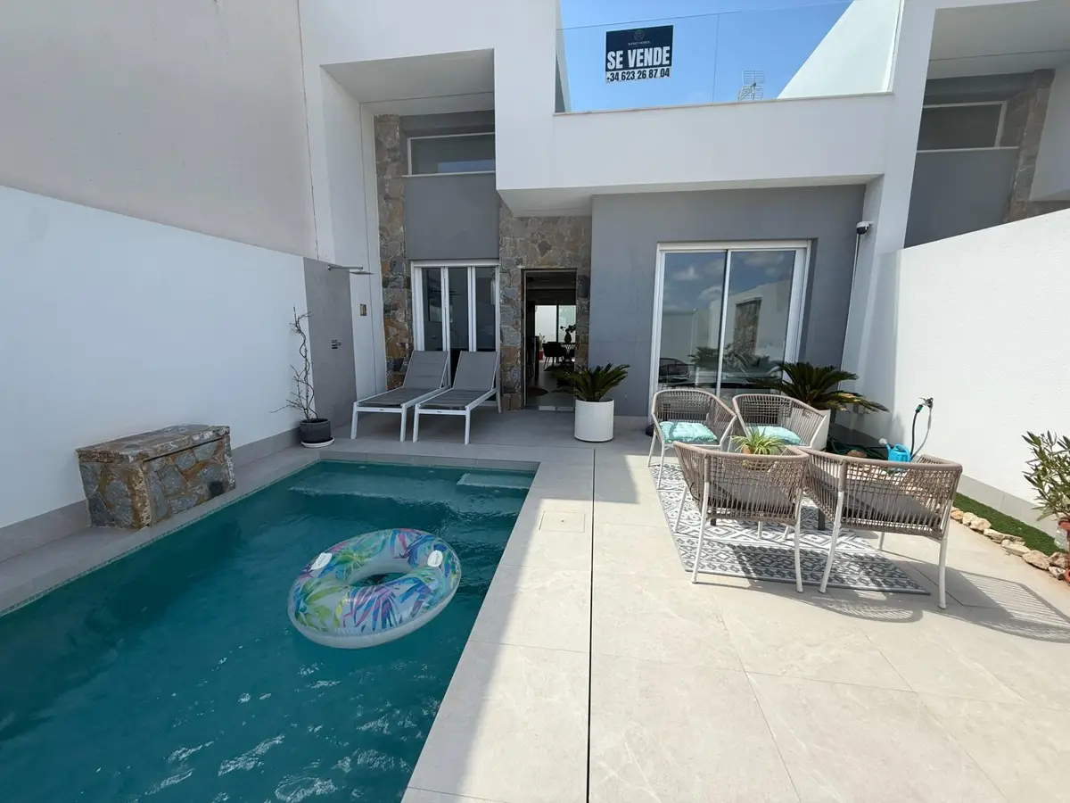 Villa with 2 bedrooms in Torre Pacheco, Murcia, €310,000