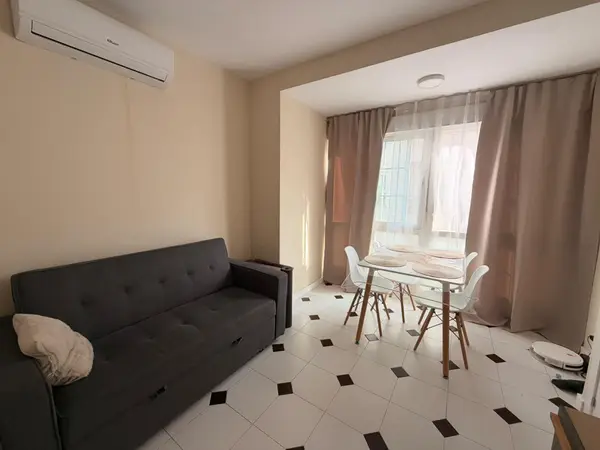 Apartment with 3 bedrooms in Torrevieja, Alicante, €175,000 — photo 2
