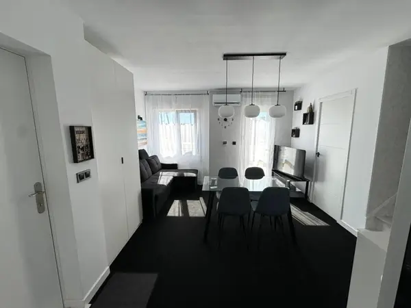 Duplex with 3 bedrooms in Torrevieja, Alicante, €225,000 — photo 4