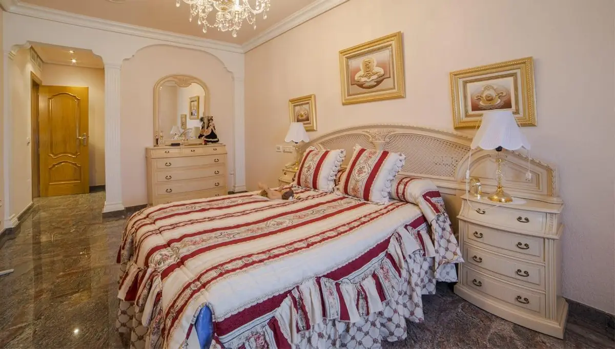 Townhouse with 5 bedrooms in Los Alcázares, Murcia, €449,000