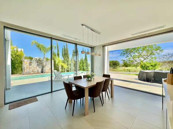 Villa with 3 bedrooms in Orihuela, Alicante, €1,390,000 — photo 4