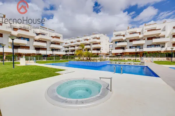 Apartment with 2 bedrooms in Orihuela Costa, Alicante, €229,000 — photo 2