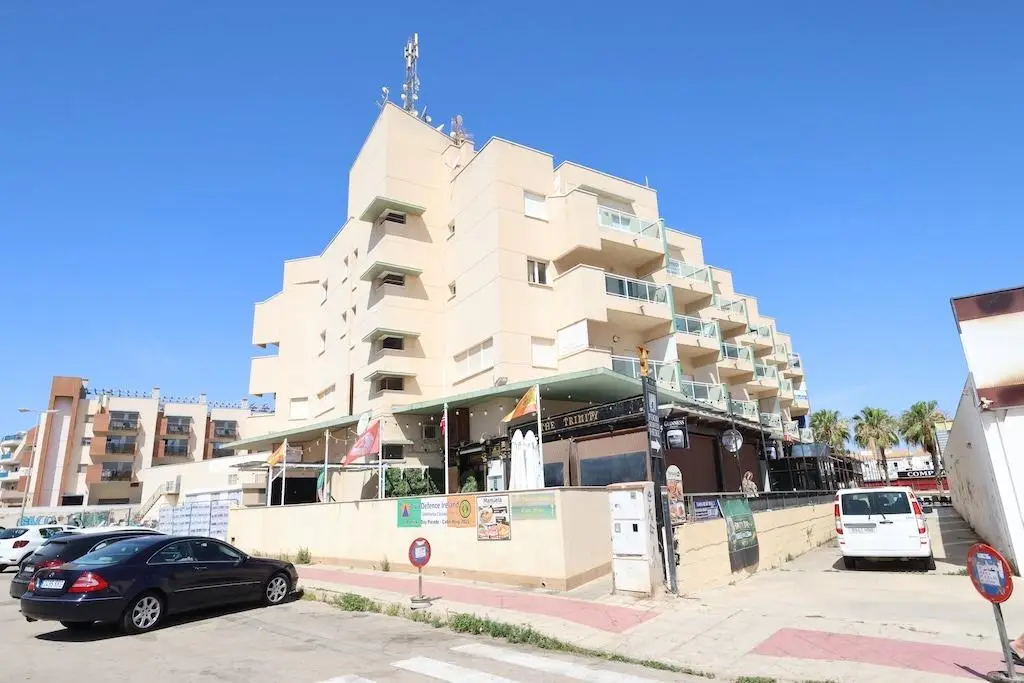 Penthouse with 2 bedrooms in Orihuela Costa, Alicante, €239,000