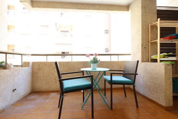 Apartment with 3 bedrooms in Torrevieja, Alicante, €189,000 — photo 2