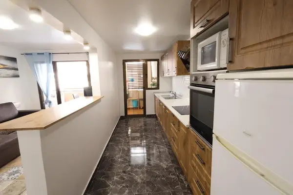 Apartment with 3 bedrooms in Torrevieja, Alicante, €189,000 — photo 4