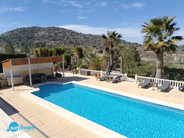 Villa with 4 bedrooms in Abanilla, Murcia, €385,000 — photo 2