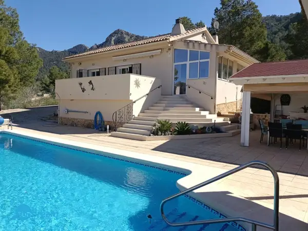 Villa with 4 bedrooms in Abanilla, Murcia, €385,000 — photo 3