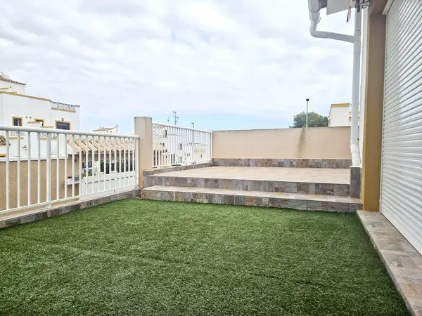 Townhouse with 6 bedrooms in Orihuela Costa, Alicante, €280,000 — photo 4