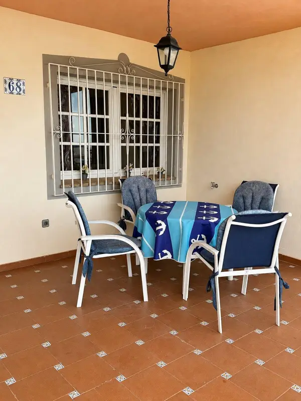 Bungalow with 2 bedrooms in Torrevieja, Alicante, €175,000 — photo 3