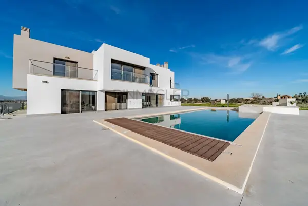 Villa with 5 bedrooms in La Marina, Alicante, €990,000 — photo 2