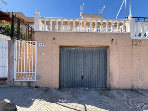 Townhouse with 3 bedrooms in Gran Alacant, Alicante, €219,000 — photo 3