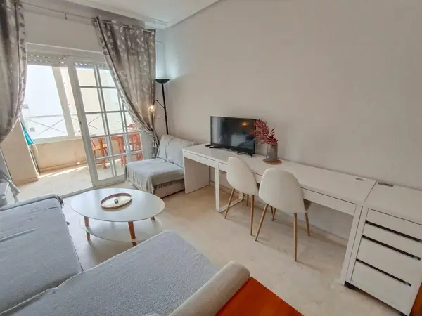 Apartment in Torrevieja, Alicante, €125,000 — photo 3