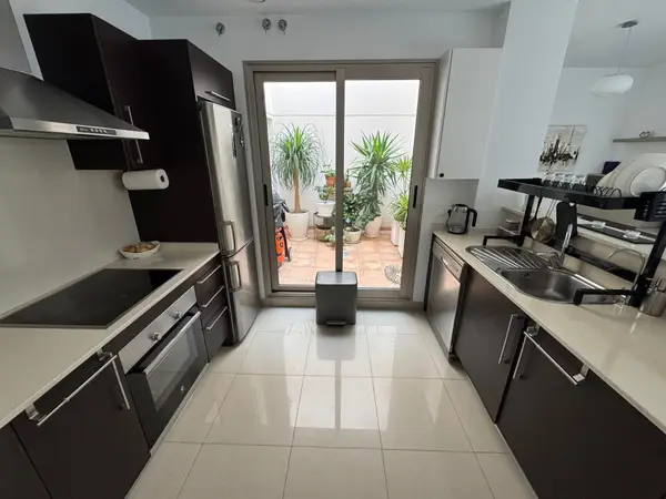 Townhouse with 3 bedrooms in Torrevieja, Alicante, €375,000 — photo 4