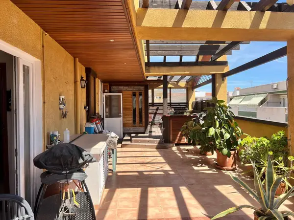Apartment with 2 bedrooms in Torrevieja, Alicante, €194,000 — photo 4