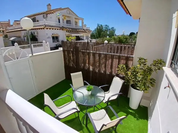 Duplex with 3 bedrooms in Orihuela, Alicante, €277,900 — photo 2