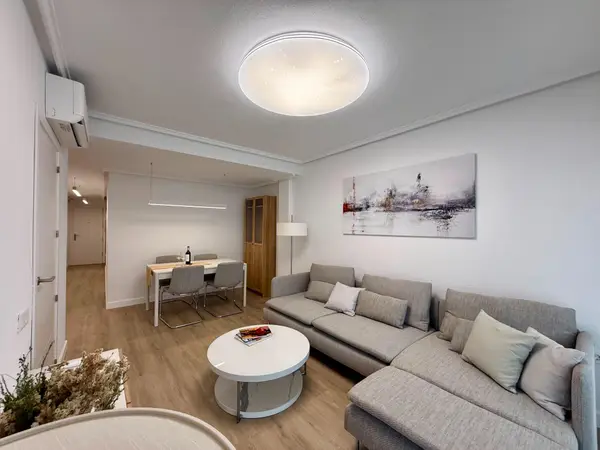 Penthouse with 2 bedrooms in Torrevieja, Alicante, €219,900 — photo 3