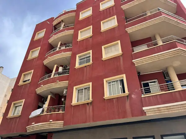 Apartment with 2 bedrooms in Torrevieja, Alicante, €148,062 — photo 3