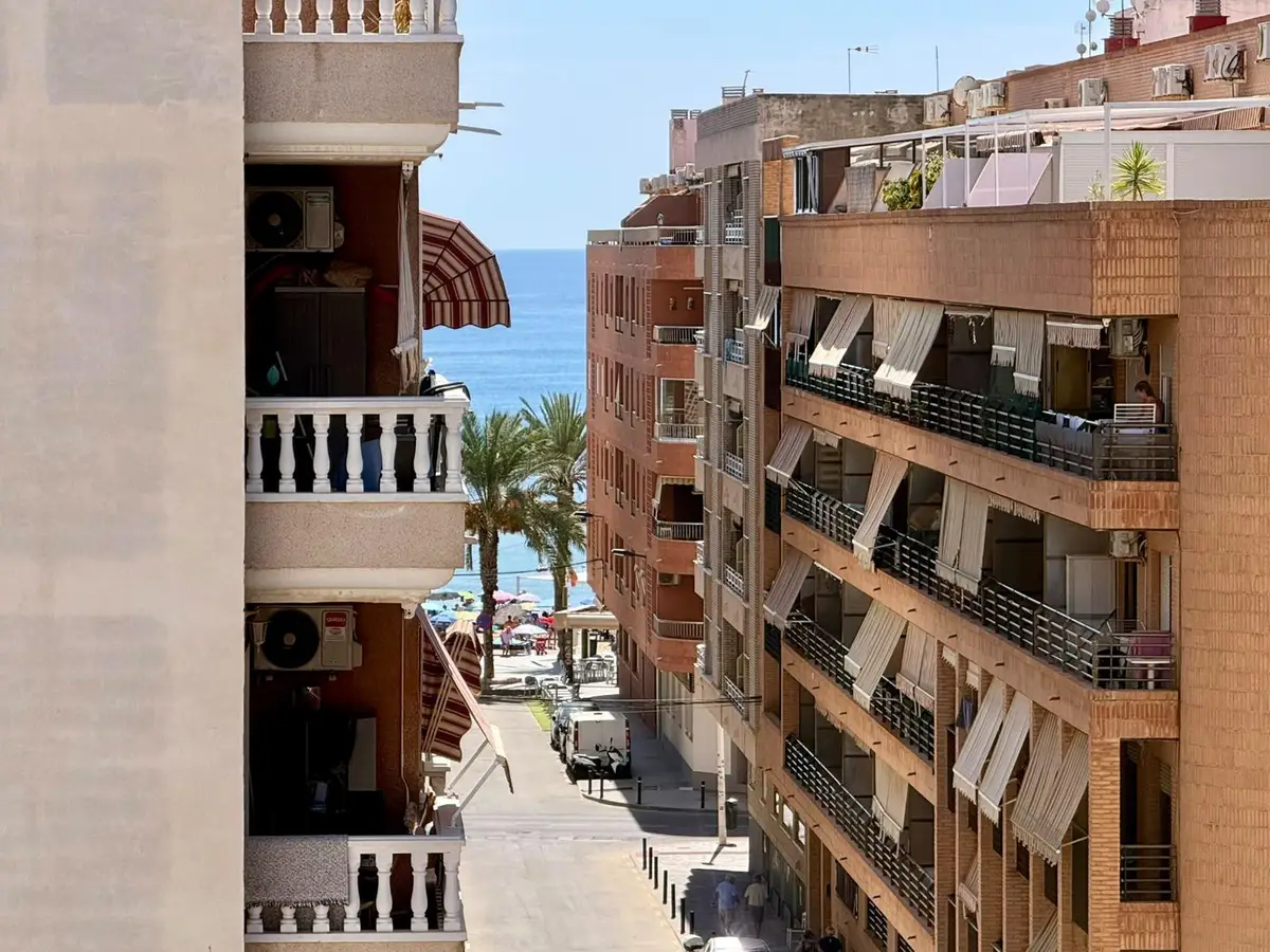 Apartment with 1 bedroom in Torrevieja, Alicante, €139,900