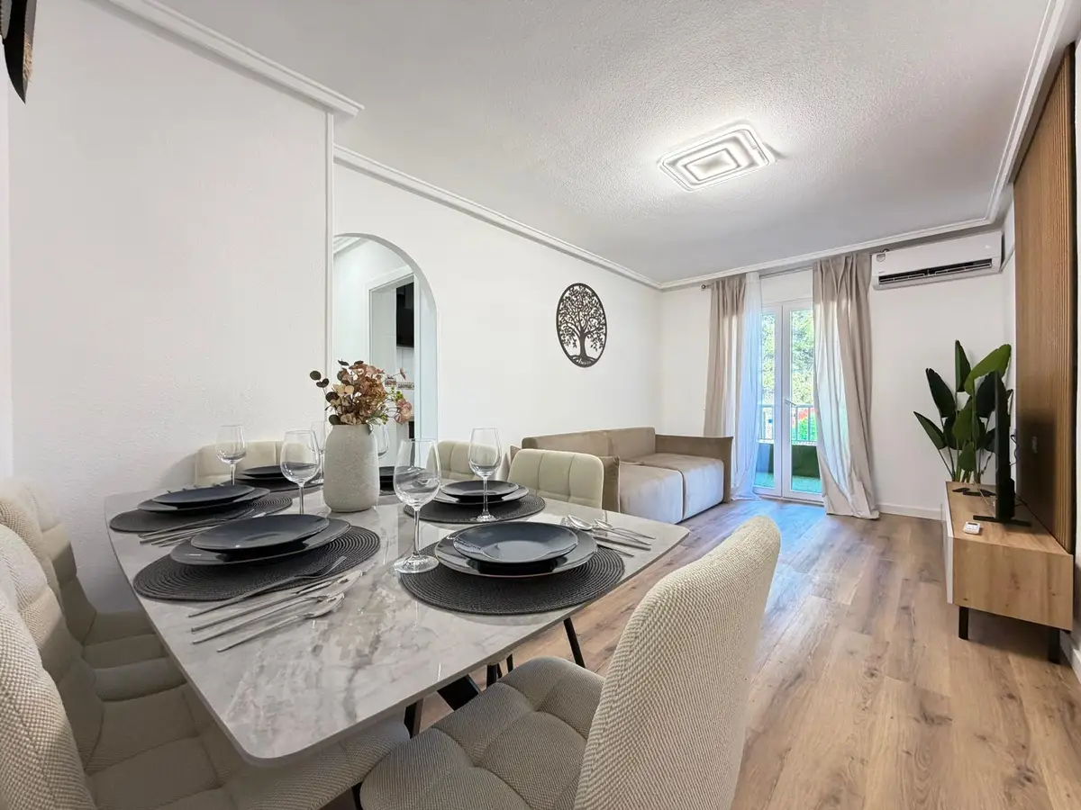 Apartment with 3 bedrooms in Torrevieja, Alicante, €179,900