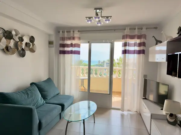 Apartment with 2 bedrooms in Guardamar del Segura, Alicante, €259,900 — photo 3
