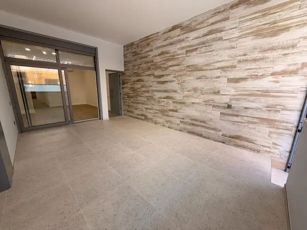 Apartment with 2 bedrooms in Torrevieja, Alicante, €239,900 — photo 2