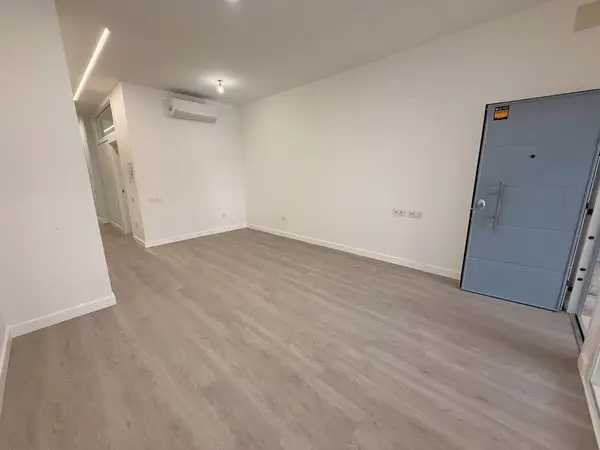 Apartment with 2 bedrooms in Torrevieja, Alicante, €239,900 — photo 4