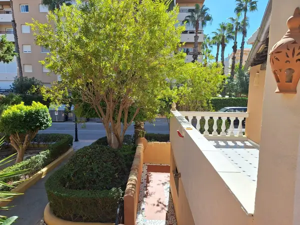 Apartment with 2 bedrooms in Torrevieja, Alicante, €495,000 — photo 3